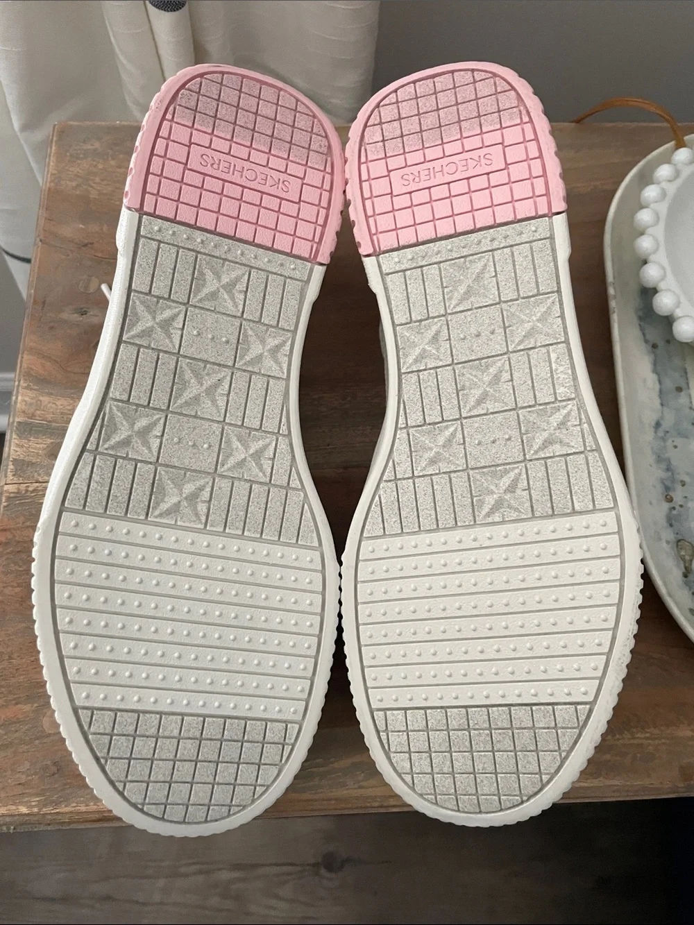 Skechers Women's Cream and Pink Lace-Up Sneakers New